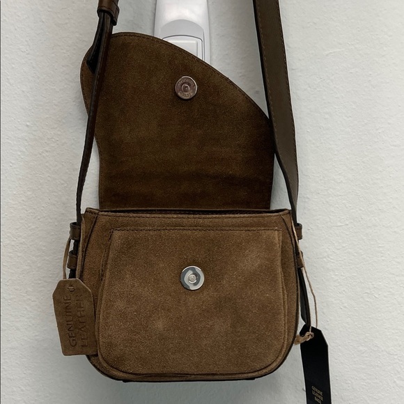 Artisans Of India | Leather Crossbody Bag - Picture 5 of 14